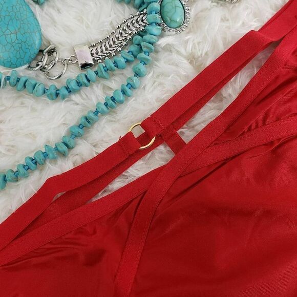 VS Red Lipstick Cut Out Outvert Very Sexy CHEEKY MEDIUM - Picture 2 of 4